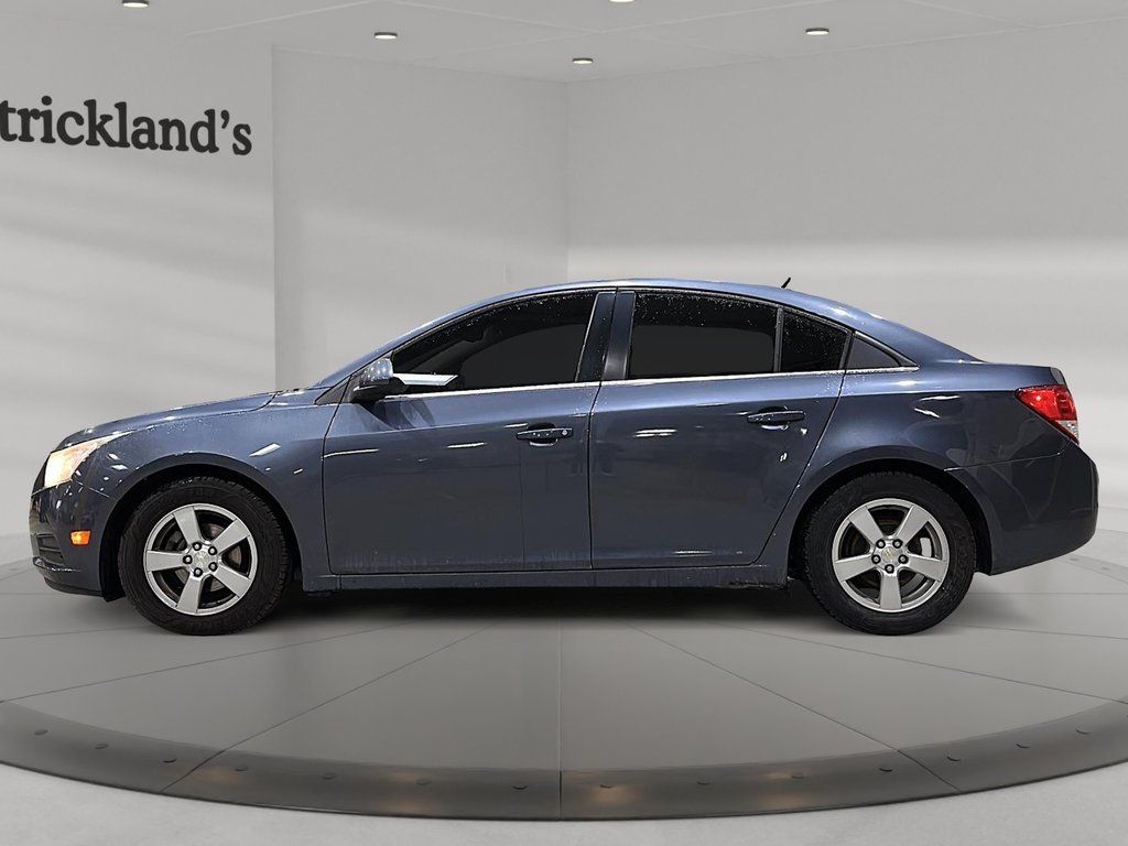 2014 Chevrolet Cruze 2LT in Brantford, Ontario - 5 - w1024h768px