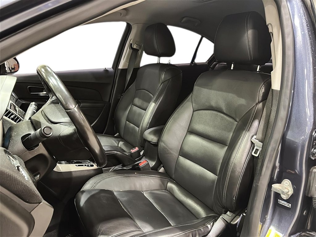 2014 Chevrolet Cruze 2LT in Brantford, Ontario - 8 - w1024h768px