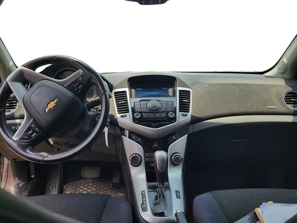 2014 Chevrolet Cruze 1LT in Brantford, Ontario - 9 - w1024h768px