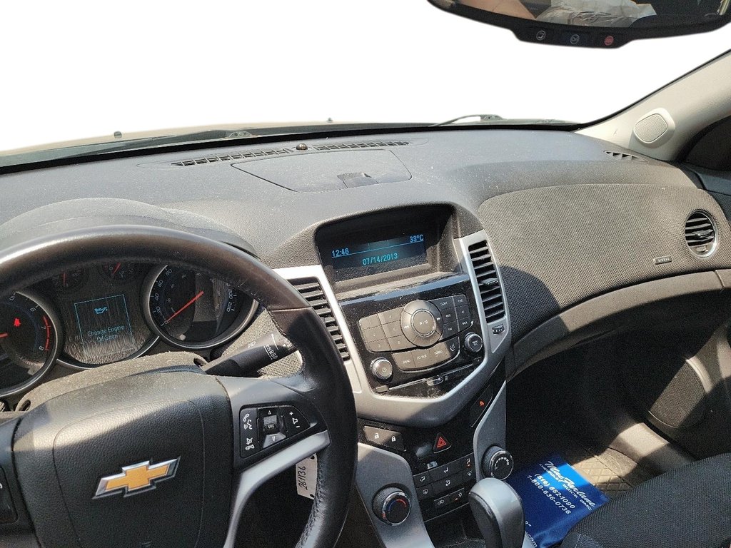 2014 Chevrolet Cruze 1LT in Brantford, Ontario - 13 - w1024h768px
