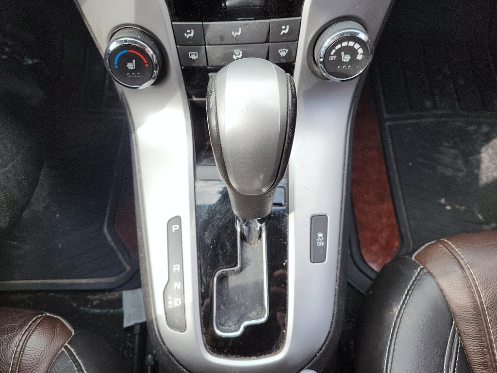 2016 Chevrolet Cruze LT - 6AT in Brantford, Ontario - 14 - w1024h768px