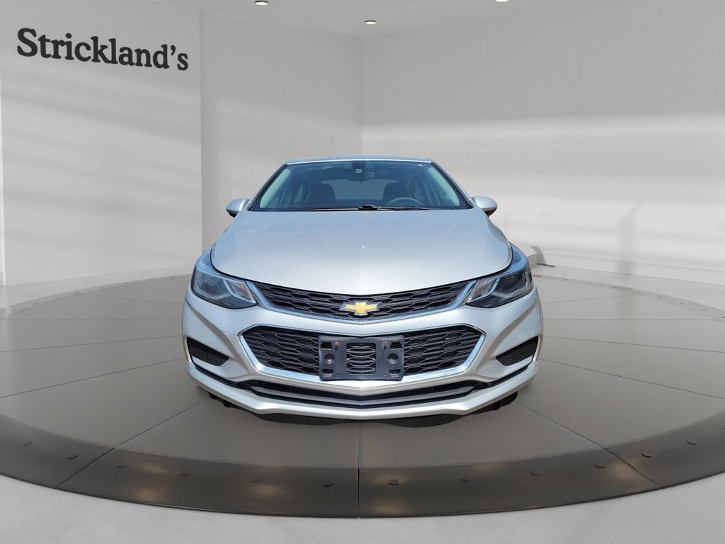 2016 Chevrolet Cruze Limited LT Turbo in Brantford, Ontario - 2 - w1024h768px
