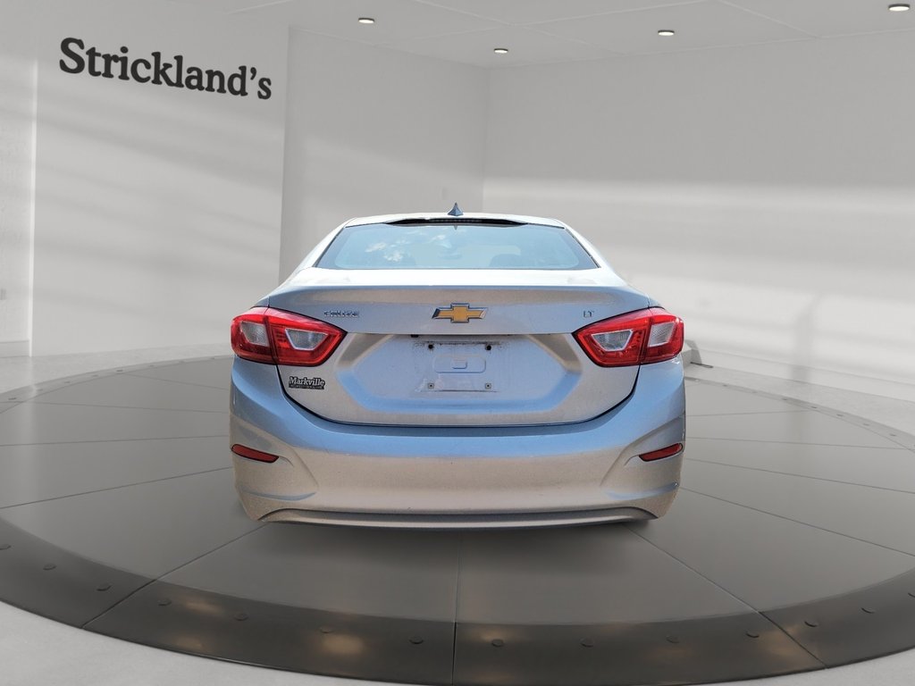 2016 Chevrolet Cruze Limited LT Turbo in Brantford, Ontario - 3 - w1024h768px