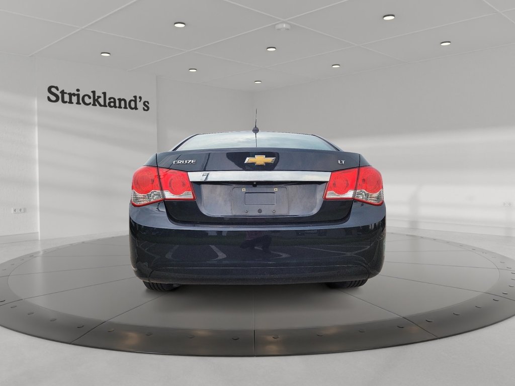 2016 Chevrolet Cruze Limited LT Turbo in Brantford, Ontario - 3 - w1024h768px