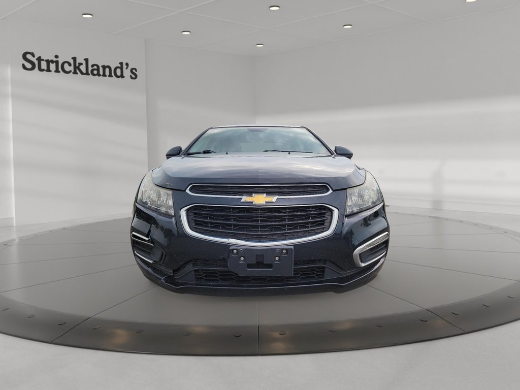2016 Chevrolet Cruze Limited LT Turbo in Brantford, Ontario - 2 - w1024h768px