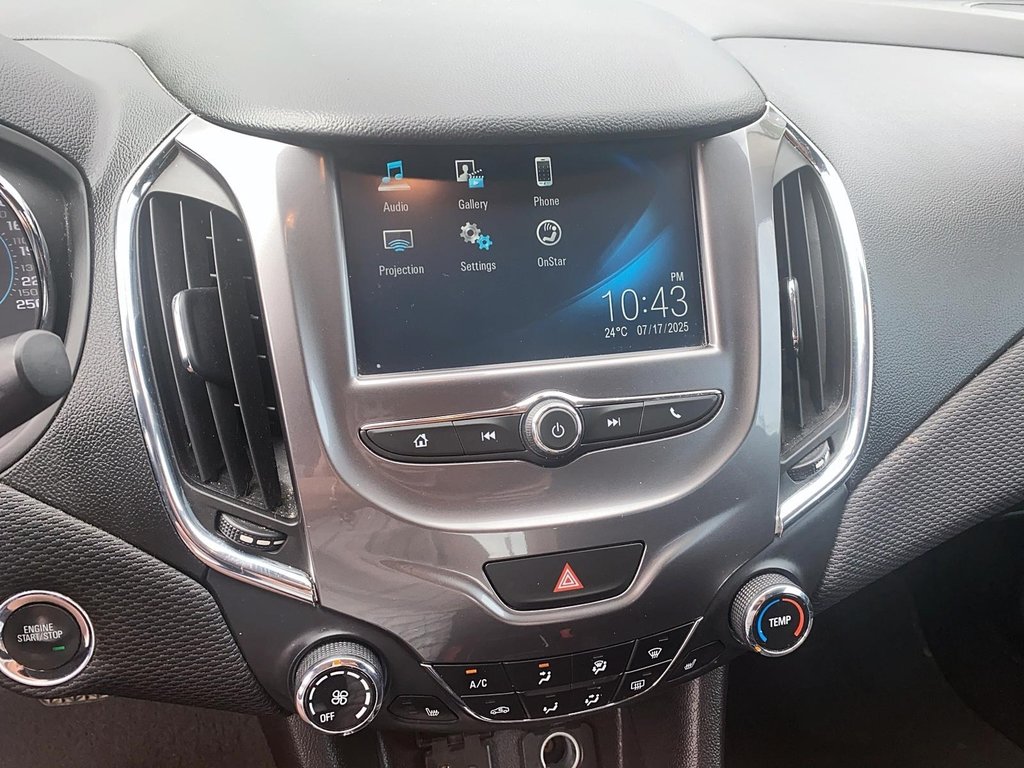 2017 Chevrolet Cruze LT - 6AT in Brantford, Ontario - 13 - w1024h768px
