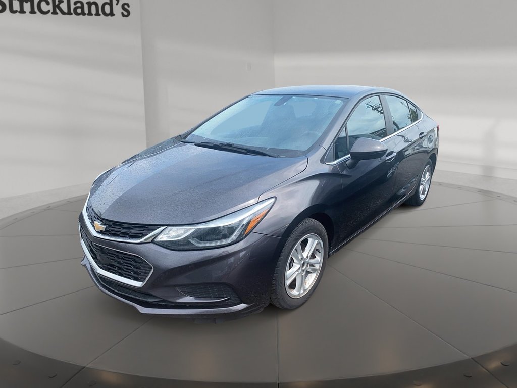 2017 Chevrolet Cruze LT - 6AT in Brantford, Ontario - 1 - w1024h768px