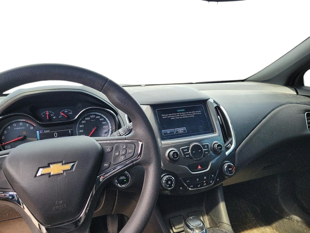 2017 Chevrolet Cruze Hatchback LT - 6AT in Brantford, Ontario - 13 - w1024h768px