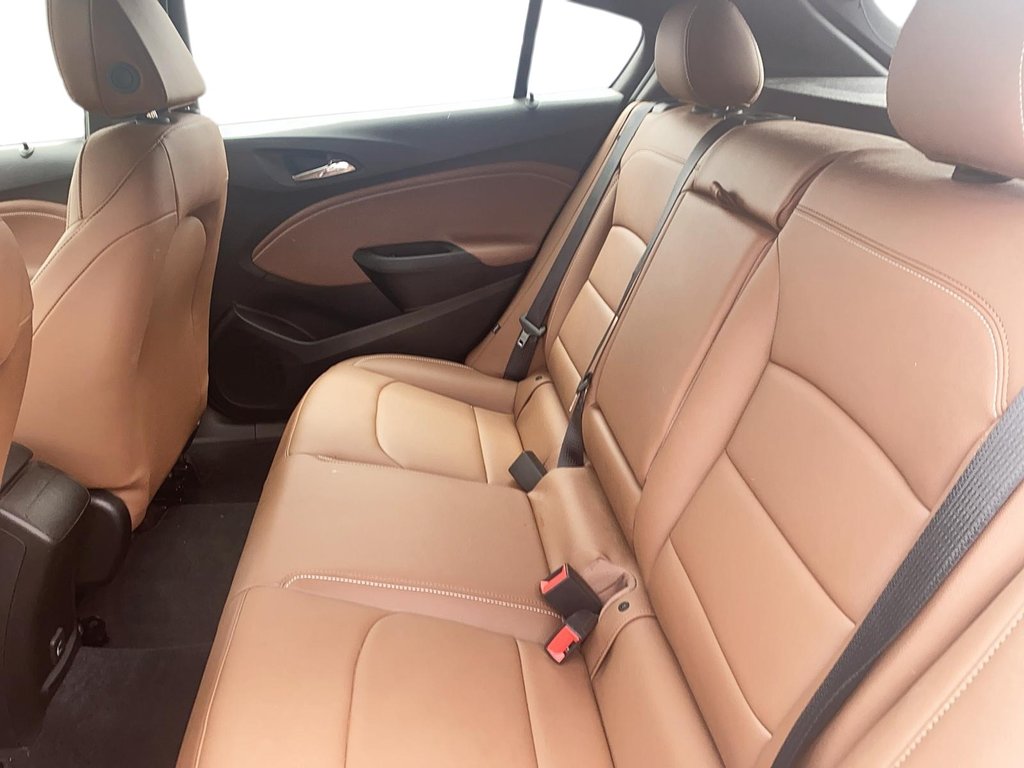 2019 Chevrolet Cruze Hatchback Premier in Brantford, Ontario - 20 - w1024h768px