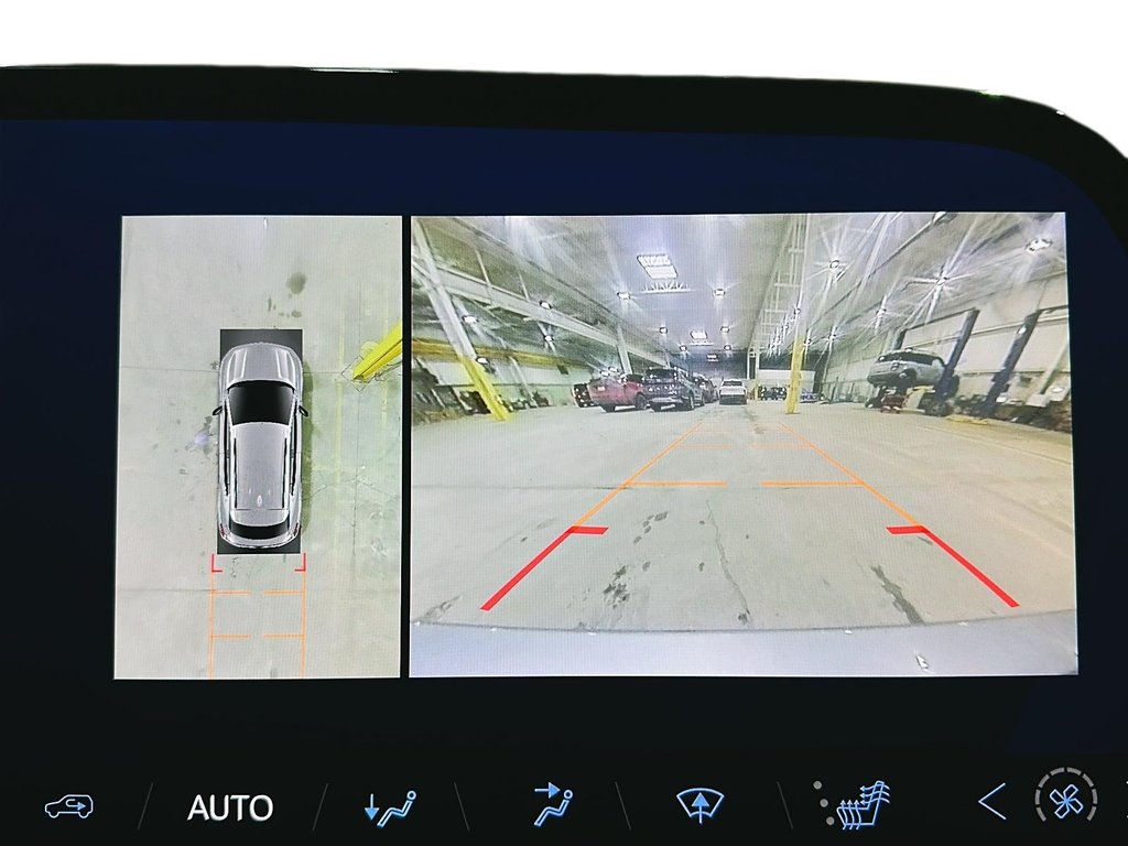 2025 Chevrolet Equinox EV 4dr RS in Brantford, Ontario - 15 - w1024h768px