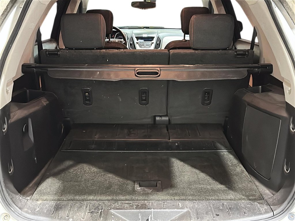 2011 Chevrolet Equinox LS AWD 1SA in Brantford, Ontario - 6 - w1024h768px