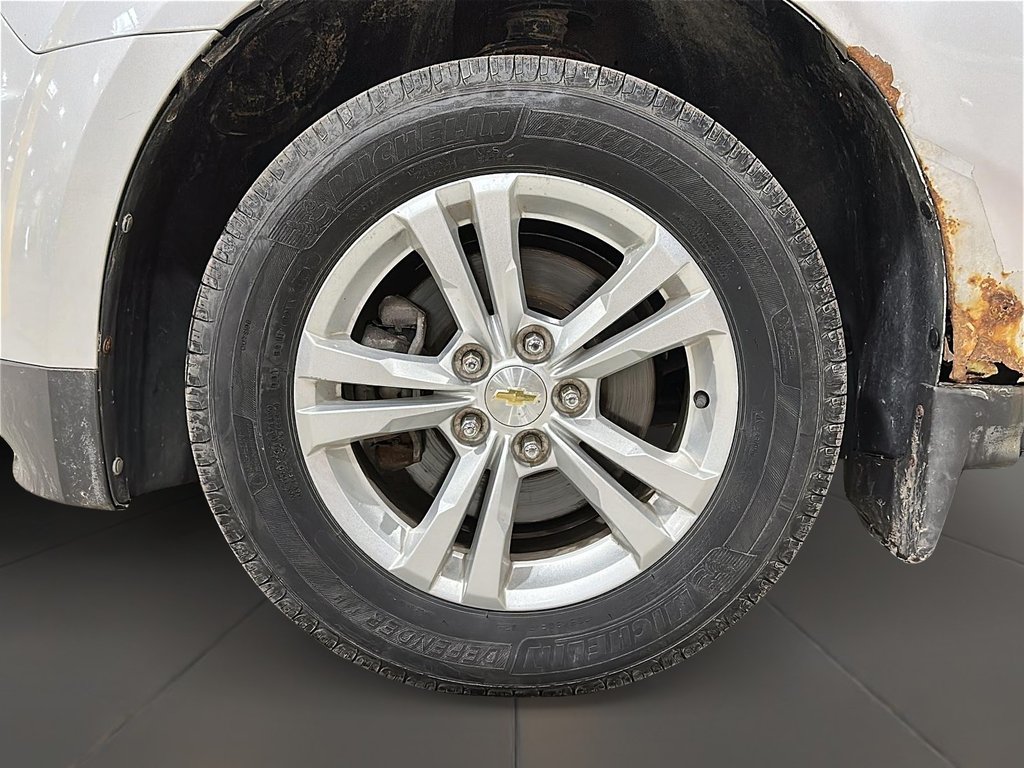2011 Chevrolet Equinox LS AWD 1SA in Brantford, Ontario - 7 - w1024h768px