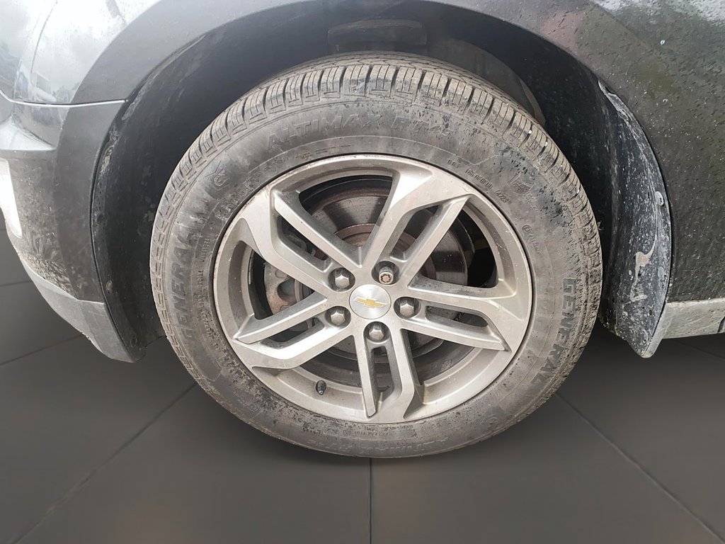 2016 Chevrolet Equinox AWD LTZ in Stratford, Ontario - 7 - w1024h768px