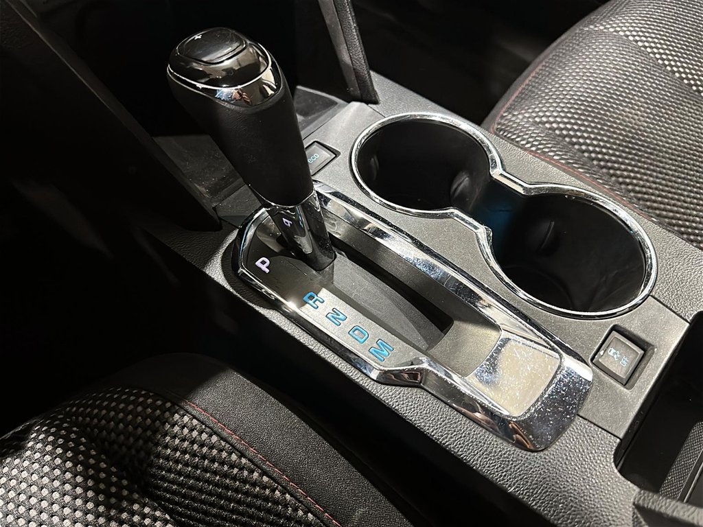 2017 Chevrolet Equinox AWD LS in Stratford, Ontario - 14 - w1024h768px