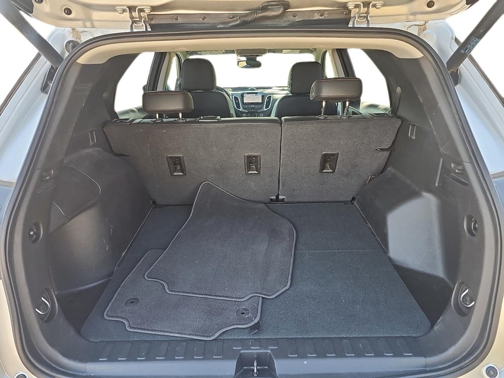 2019 Chevrolet Equinox AWD Premier 1.5t in Stratford, Ontario - 6 - w1024h768px