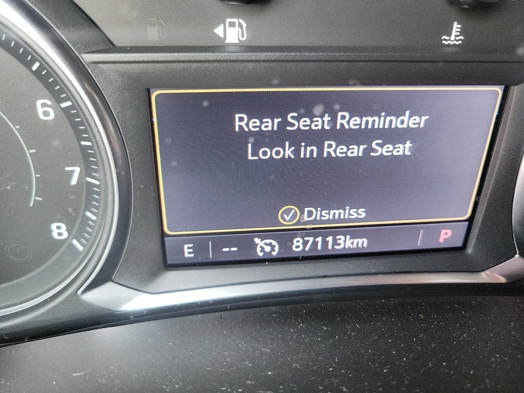 2020 Chevrolet Equinox AWD Premier 1.5t in Brantford, Ontario - 11 - w1024h768px