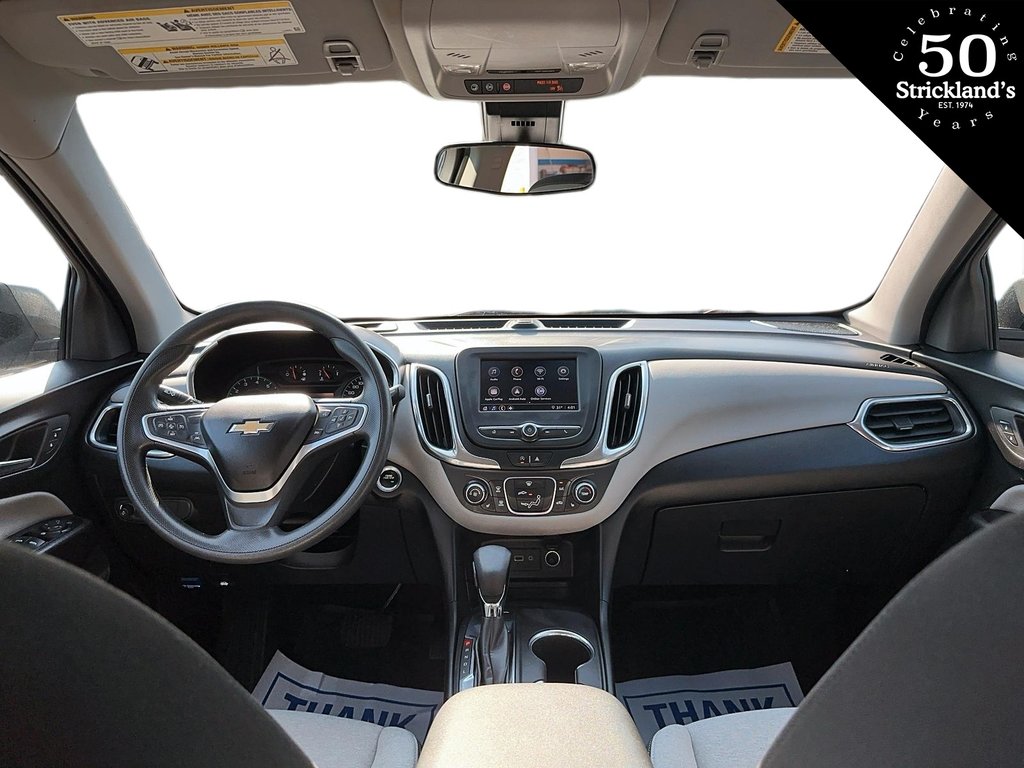 2022  Equinox AWD LS 1.5t in Stratford, Ontario - 8 - w1024h768px