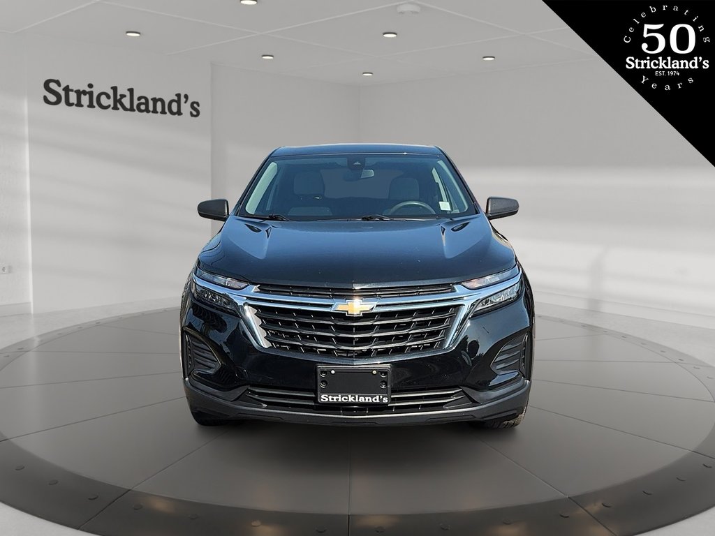 2022  Equinox AWD LS 1.5t in Stratford, Ontario - 2 - w1024h768px