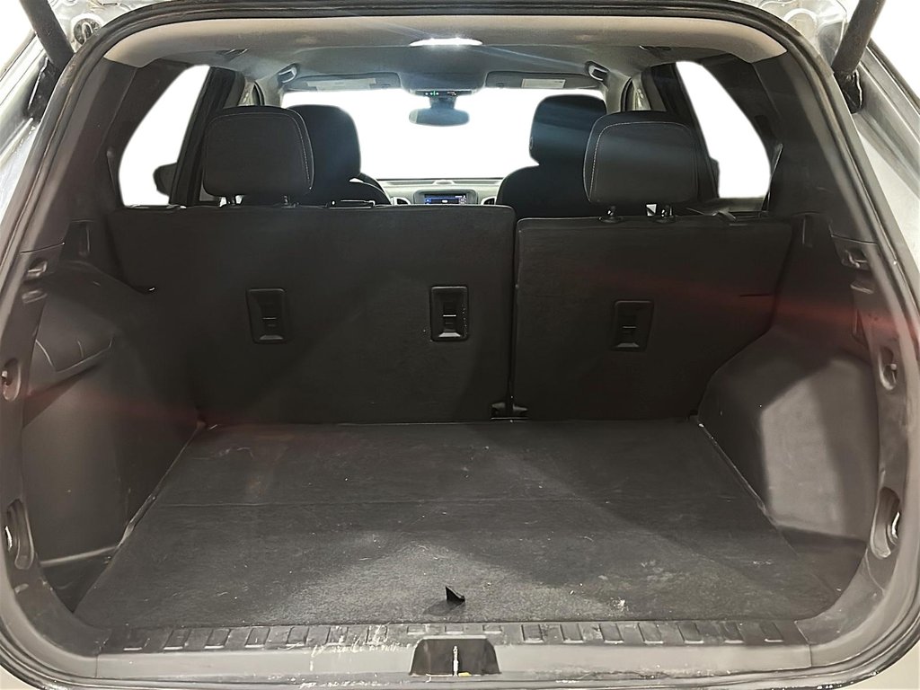 2024 Chevrolet Equinox AWD LT in Brantford, Ontario - 6 - w1024h768px