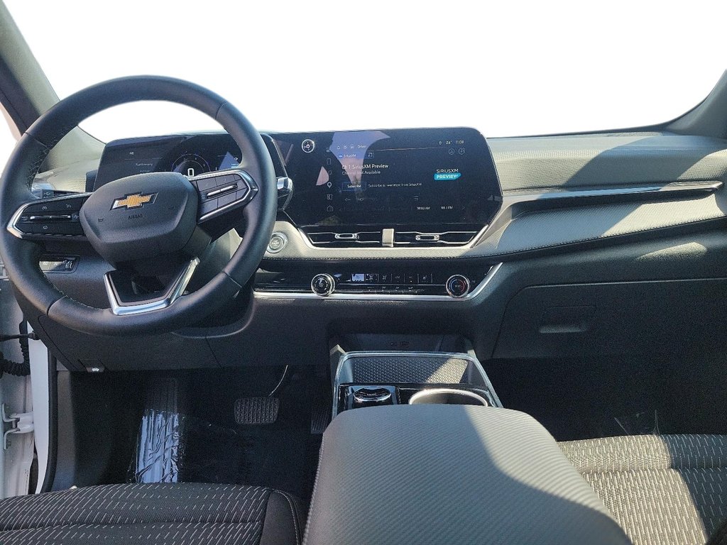 2026 Chevrolet Equinox AWD LT in Brantford, Ontario - 9 - w1024h768px