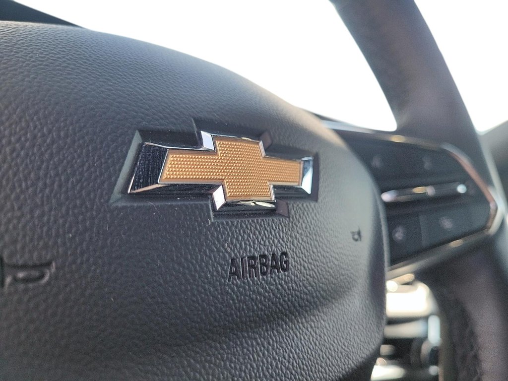 2026 Chevrolet Equinox AWD LT in Brantford, Ontario - 19 - w1024h768px
