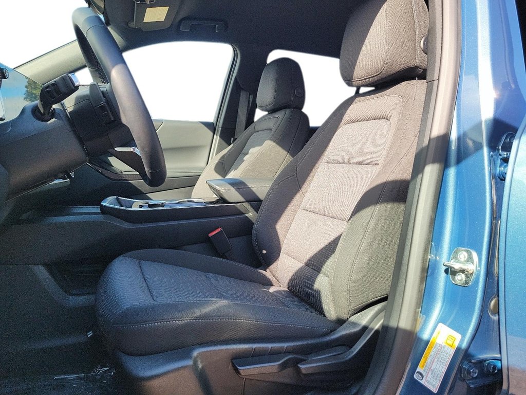 2026 Chevrolet Equinox FWD LT in Brantford, Ontario - 8 - w1024h768px