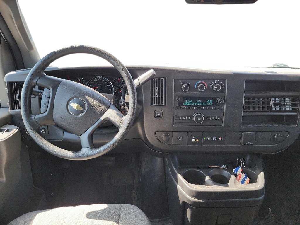 2020 Chevrolet Express Cargo 2500 135 Wheelbase in Brantford, Ontario - 11 - w1024h768px