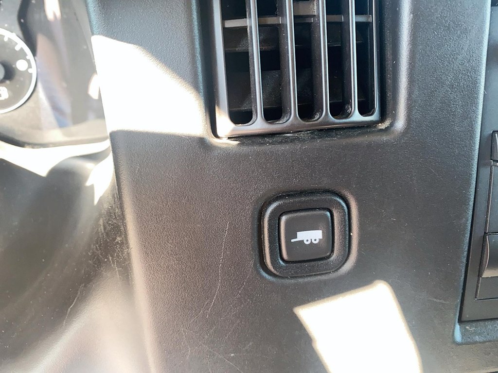 2022 Chevrolet Express Cargo 2500 135 WB 2WD in Brantford, Ontario - 15 - w1024h768px
