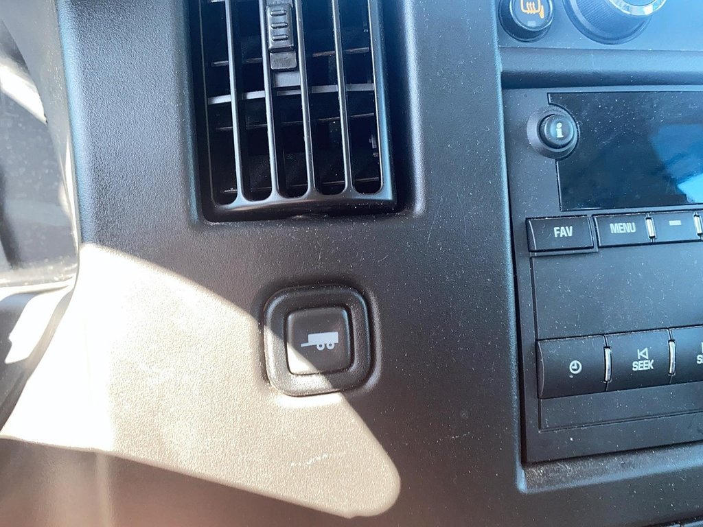 2023 Chevrolet Express Cargo 2500 135 WB 2WD in Brantford, Ontario - 18 - w1024h768px