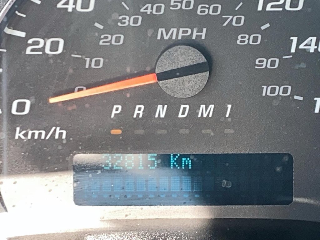 2023 Chevrolet Express Cargo 2500 135 WB 2WD in Brantford, Ontario - 12 - w1024h768px