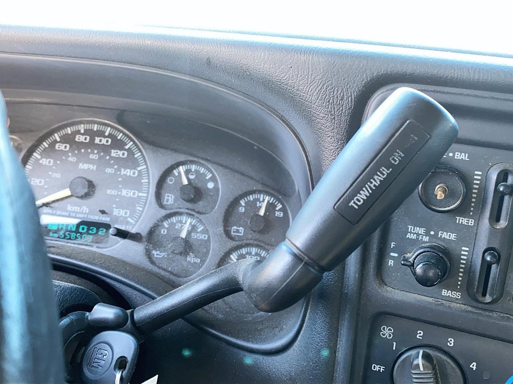 2000 Chevrolet Light Duty C/K1500 Silverado Reg Cab in Brantford, Ontario - 14 - w1024h768px