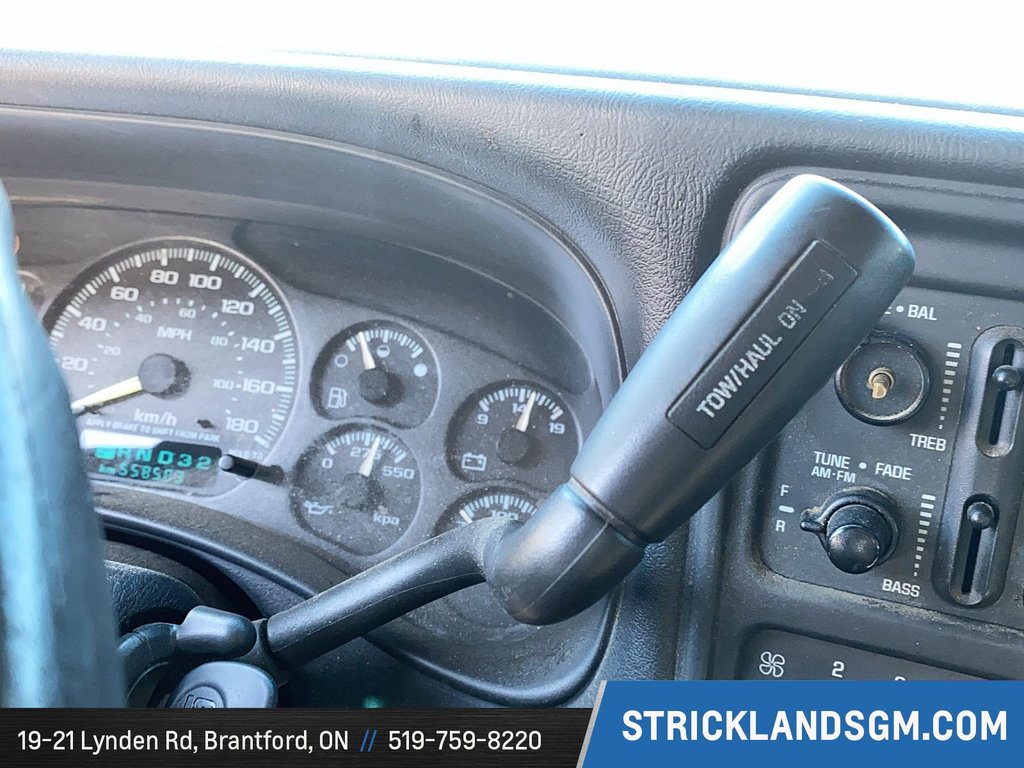 2000 Chevrolet Light Duty C/K1500 Silverado Reg Cab in Brantford, Ontario - 14 - w1024h768px