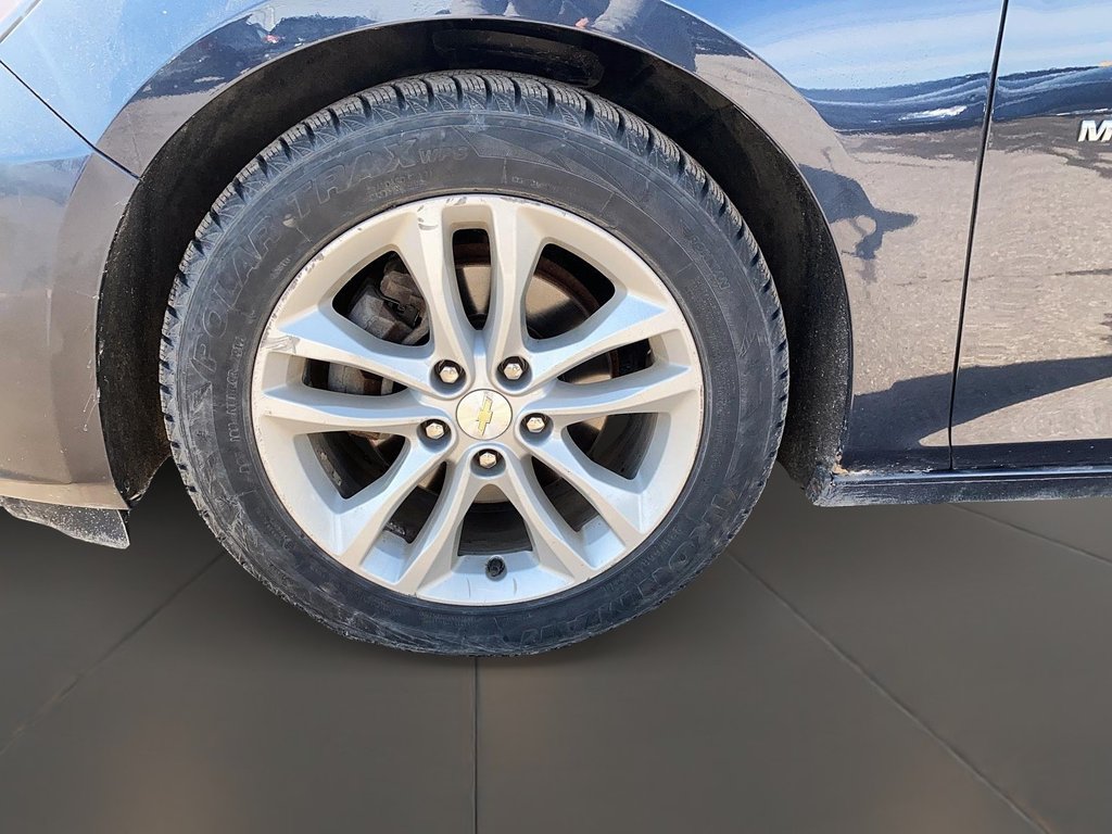 2016 Chevrolet Malibu LT in Stratford, Ontario - 7 - w1024h768px