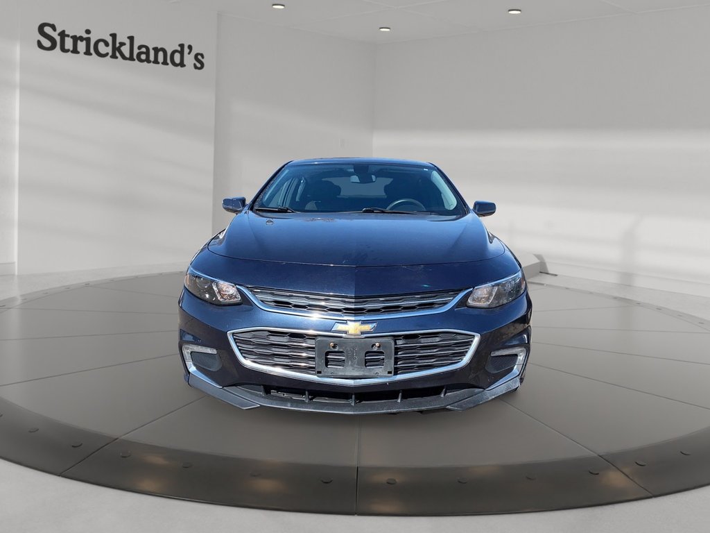 2016 Chevrolet Malibu LT in Stratford, Ontario - 2 - w1024h768px