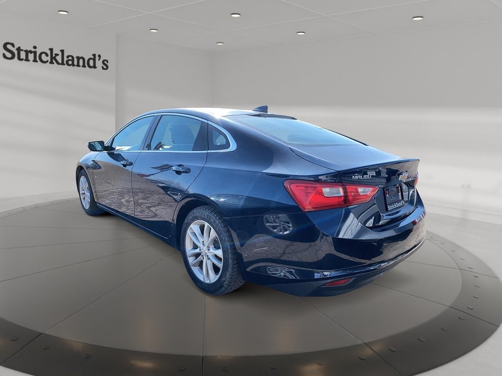 2016 Chevrolet Malibu LT in Stratford, Ontario - 4 - w1024h768px