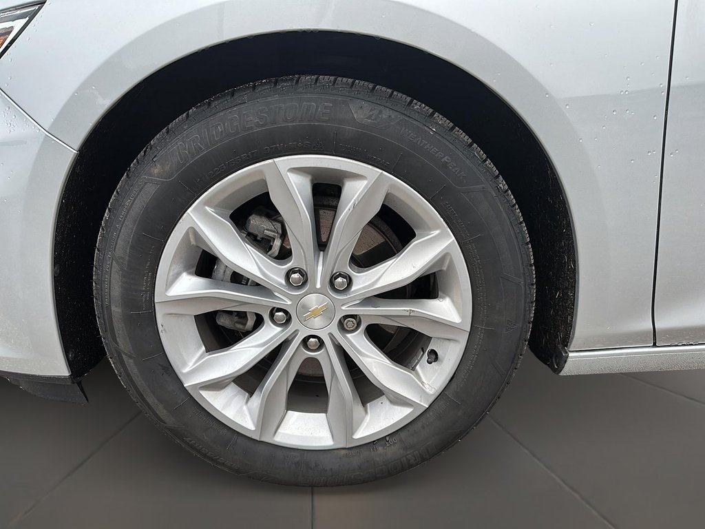 2020 Chevrolet Malibu LT in Brantford, Ontario - 7 - w1024h768px