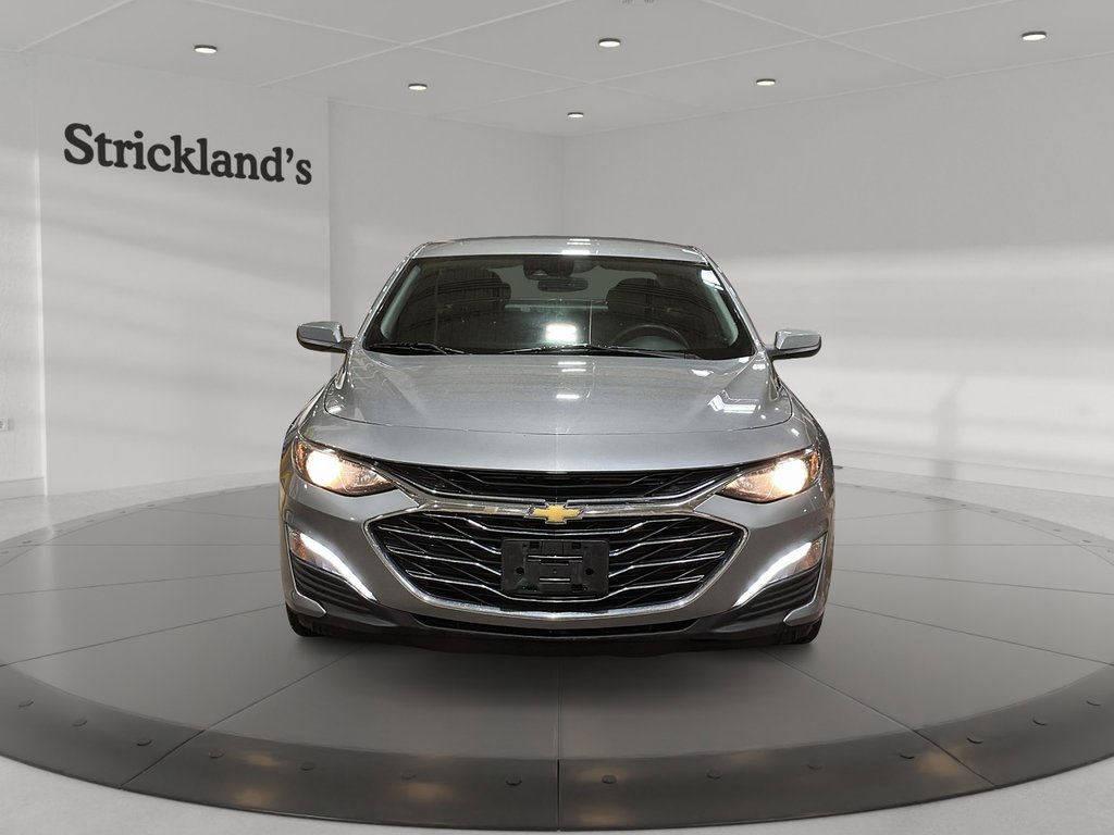 2023 Chevrolet Malibu LT in Brantford, Ontario - 2 - w1024h768px