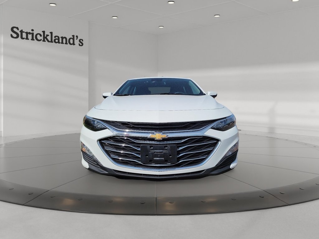 2024 Chevrolet Malibu 1LT in Brantford, Ontario - 2 - w1024h768px