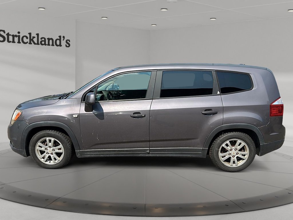2012 Chevrolet Orlando LT in Brantford, Ontario - 5 - w1024h768px