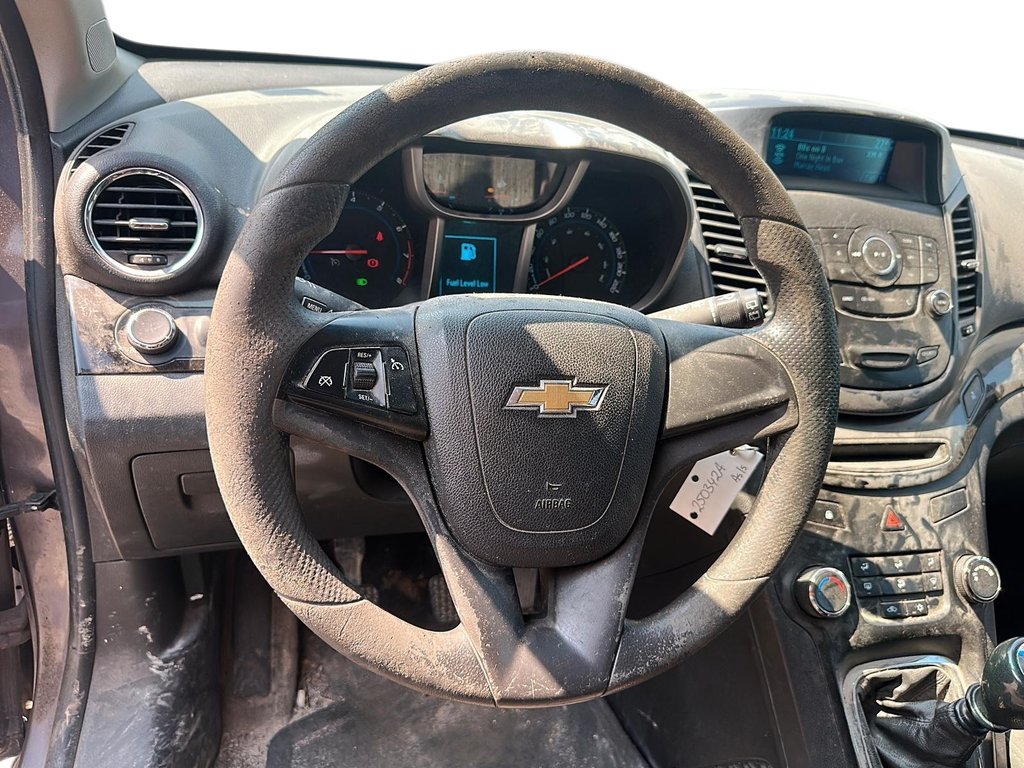 2012 Chevrolet Orlando LT in Brantford, Ontario - 10 - w1024h768px