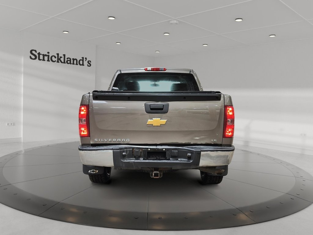 2012 Chevrolet Silverado 1500 LT Crew Cab Short Box 4WD 1SB in Brantford, Ontario - 3 - w1024h768px