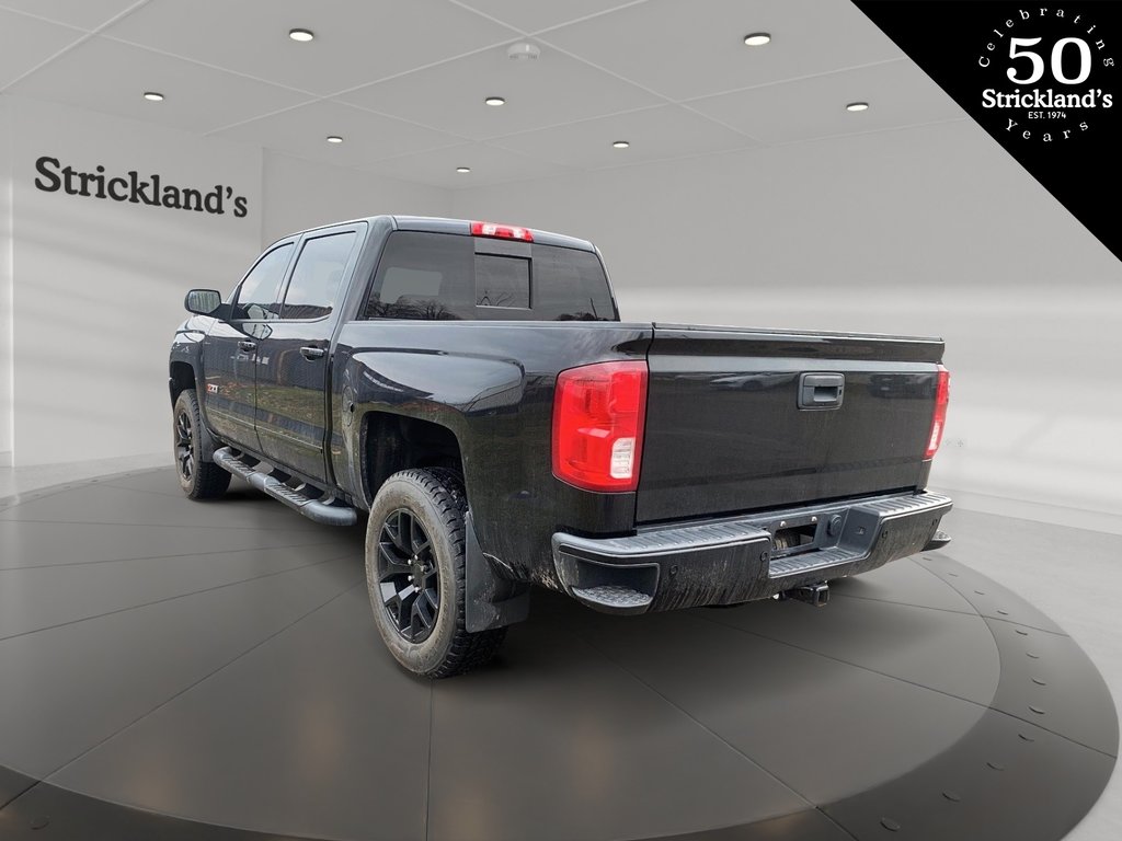 2018  Silverado 1500 Crew Cab 4x4 LTZ / Short Box in Brantford, Ontario - 4 - w1024h768px