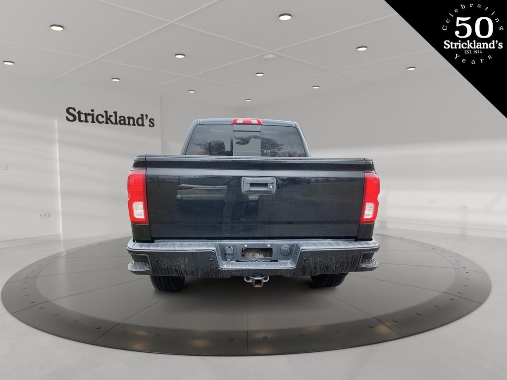 2018  Silverado 1500 Crew Cab 4x4 LTZ / Short Box in Brantford, Ontario - 3 - w1024h768px