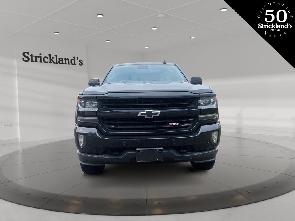 2018  Silverado 1500 Crew Cab 4x4 LTZ / Short Box in Brantford, Ontario - 2 - w1024h768px