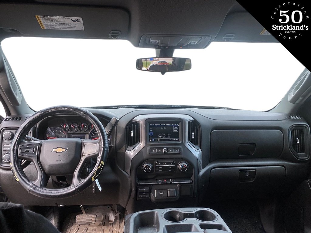 2019  Silverado 1500 New Crew Cab 4x4 Custom / Short Box in Stratford, Ontario - 6 - w1024h768px