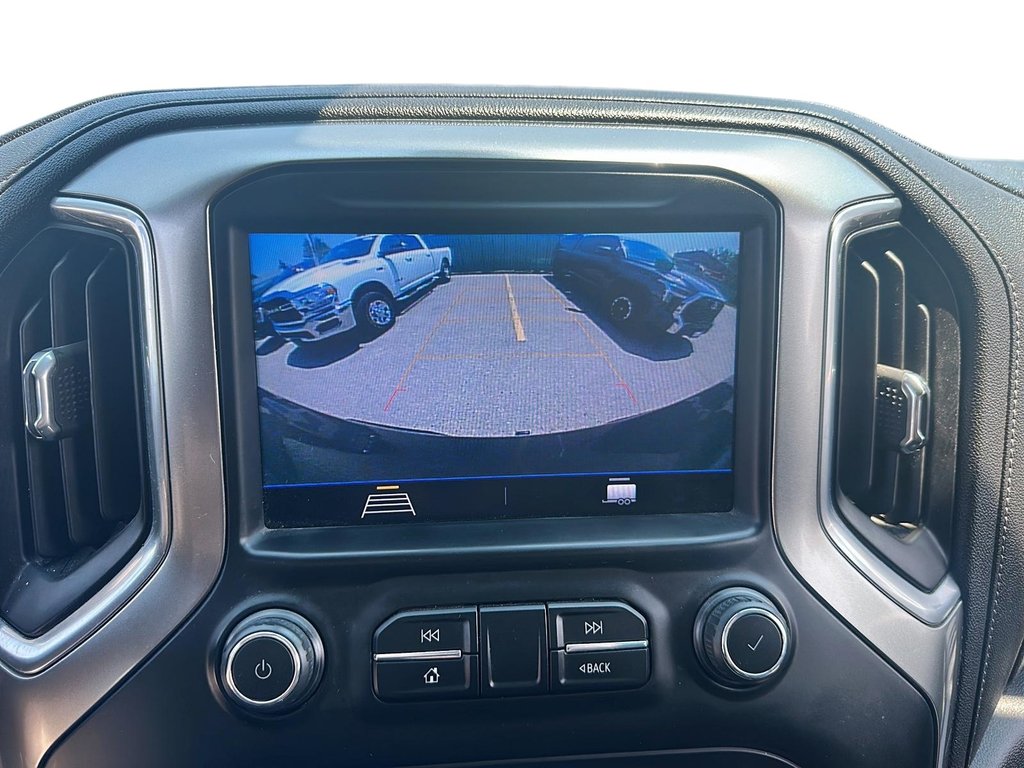 2019 Chevrolet Silverado 1500 New Crew Cab 4x4 LT / Short Box in Stratford, Ontario - 16 - w1024h768px