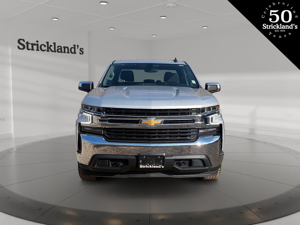 2021  Silverado 1500 Crew Cab 4x4 LT / Standard Box in Brantford, Ontario - 2 - w1024h768px