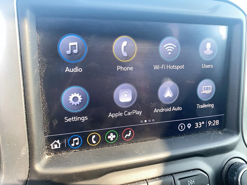 2021 Chevrolet Silverado 1500 Crew Cab 4x4 RST / Short Box in Stratford, Ontario - 19 - w1024h768px