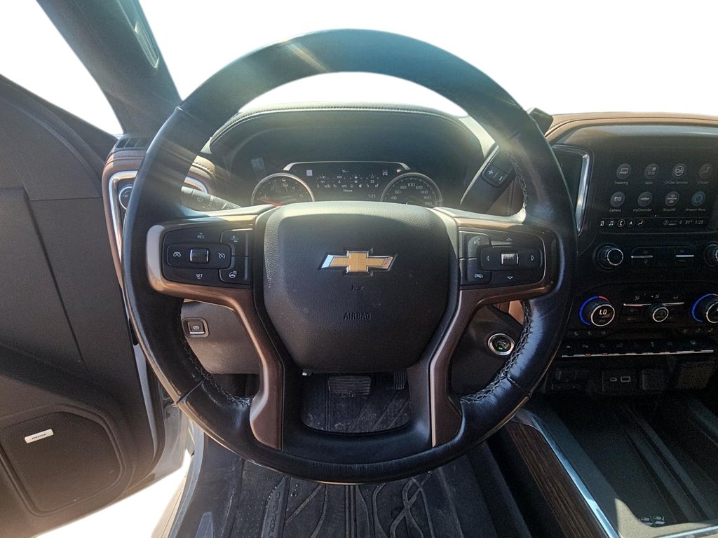 2021 Chevrolet Silverado 1500 Crew Cab 4x4 High Country / Short Box in Brantford, Ontario - 10 - w1024h768px