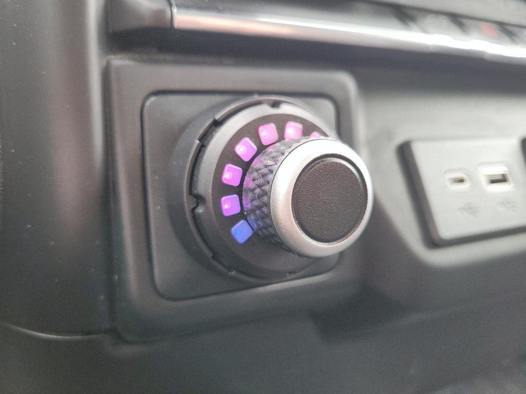2021 Chevrolet Silverado 1500 Regular Cab 4x2 WT / Long Box in Brantford, Ontario - 16 - w1024h768px